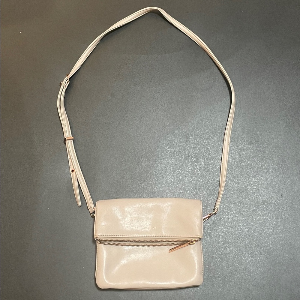 VGC Matt & Nat Vegan Leather Crossbody Bag - Cream / Grey